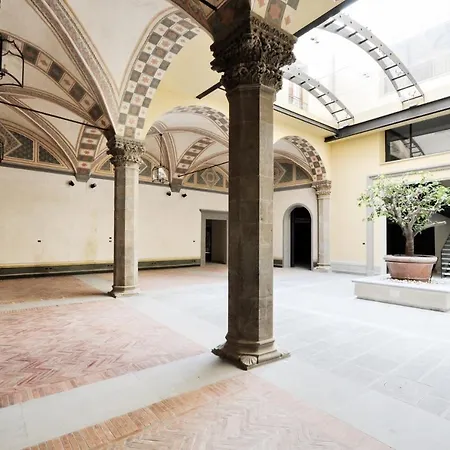 Tornaquinci Palace Апартаменты Флоренция