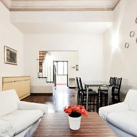 Tornaquinci Palace * Φλωρεντία