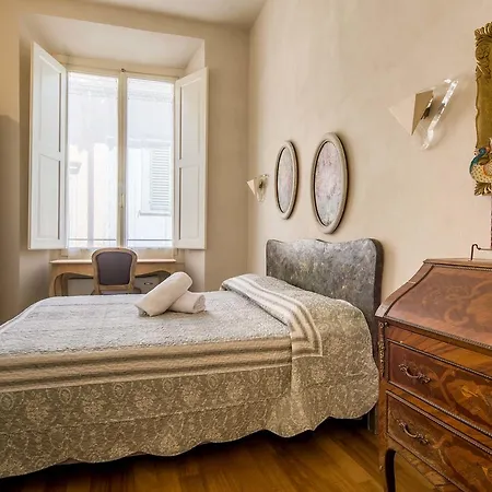 Tornaquinci Palace Apartment *