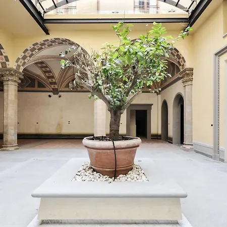 Tornaquinci Palace Apartment