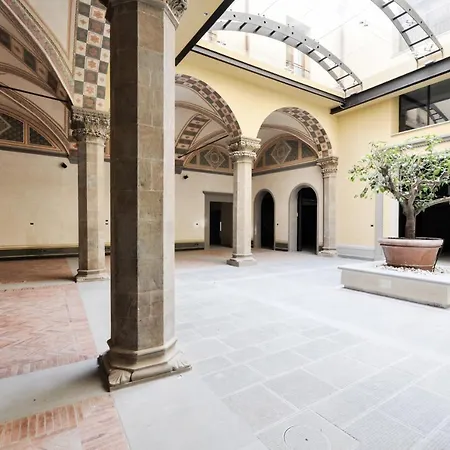 Tornaquinci Palace * Florence