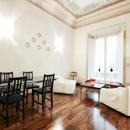 Tornaquinci Palace *