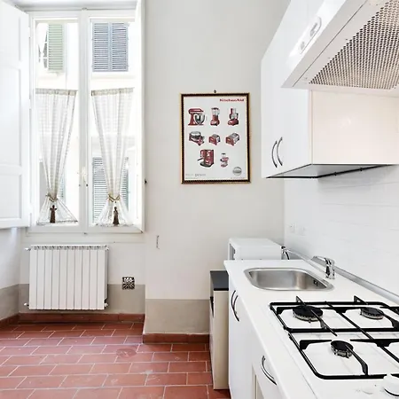 Apartment Tornaquinci Palace Florence