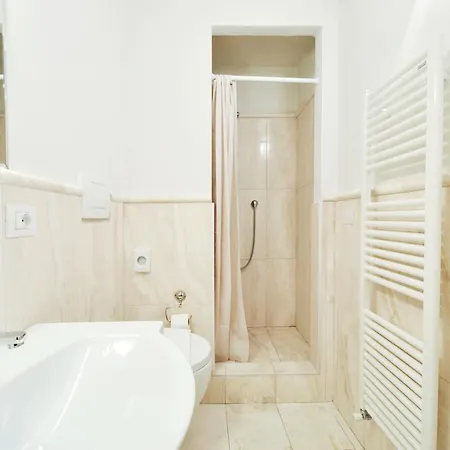 Tornaquinci Palace Apartment