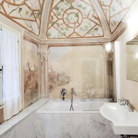 Tornaquinci Palace Florence