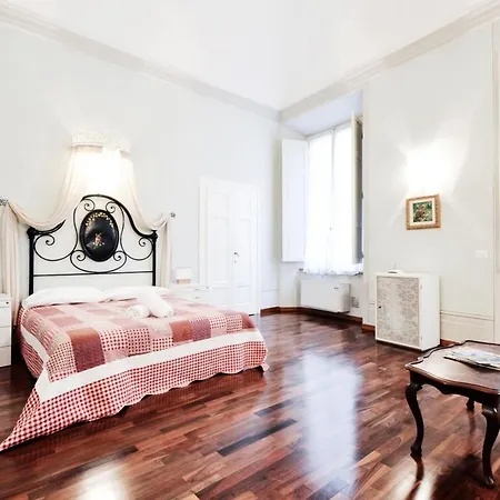 Tornaquinci Palace Apartment *